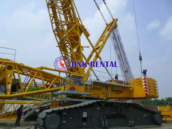  Sewa Unic Crane  surabaya
